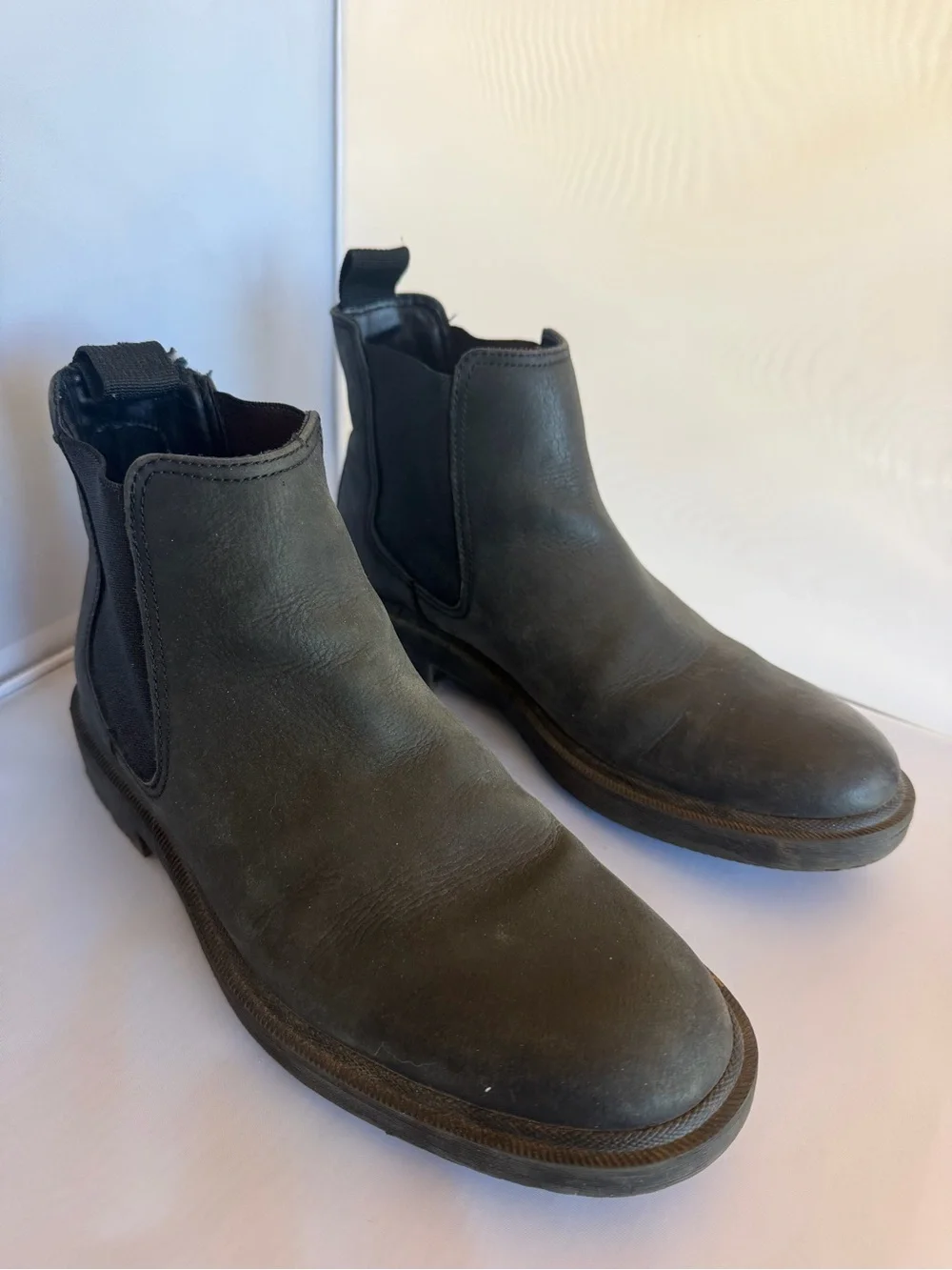 Men's Chelsea Ankle Boots in Black